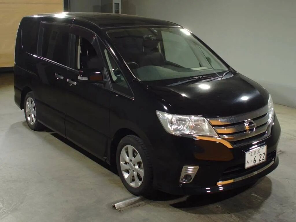 Ниссан Серена 2012 года. Ниссан Серена 8 мест. Nissan Serena 26 кузов. 7 Местный Ниссан Серена.