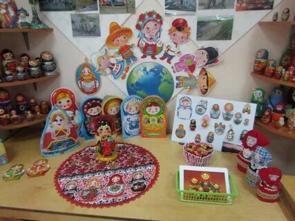 Мини музей в детском матрешка
