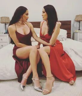 Bella Twins WWE Women and Celebs @wwewomen_celebs.