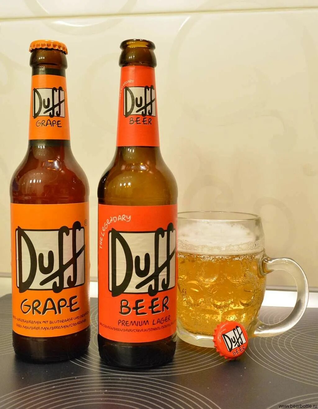 Где сейчас пиво купить. Дафф лагер пиво. Пиво Duff симпсоны. Duff пиво Германия.