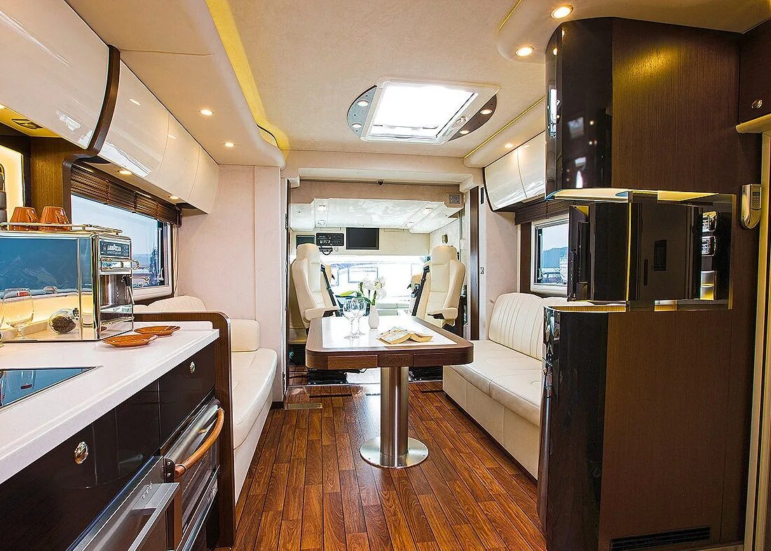 Автодом morelo palace 93 mb. Concorde centurion 1200. Volkner mobil performance s салон. Мерседес автодом салон. Автодом - newell coach.