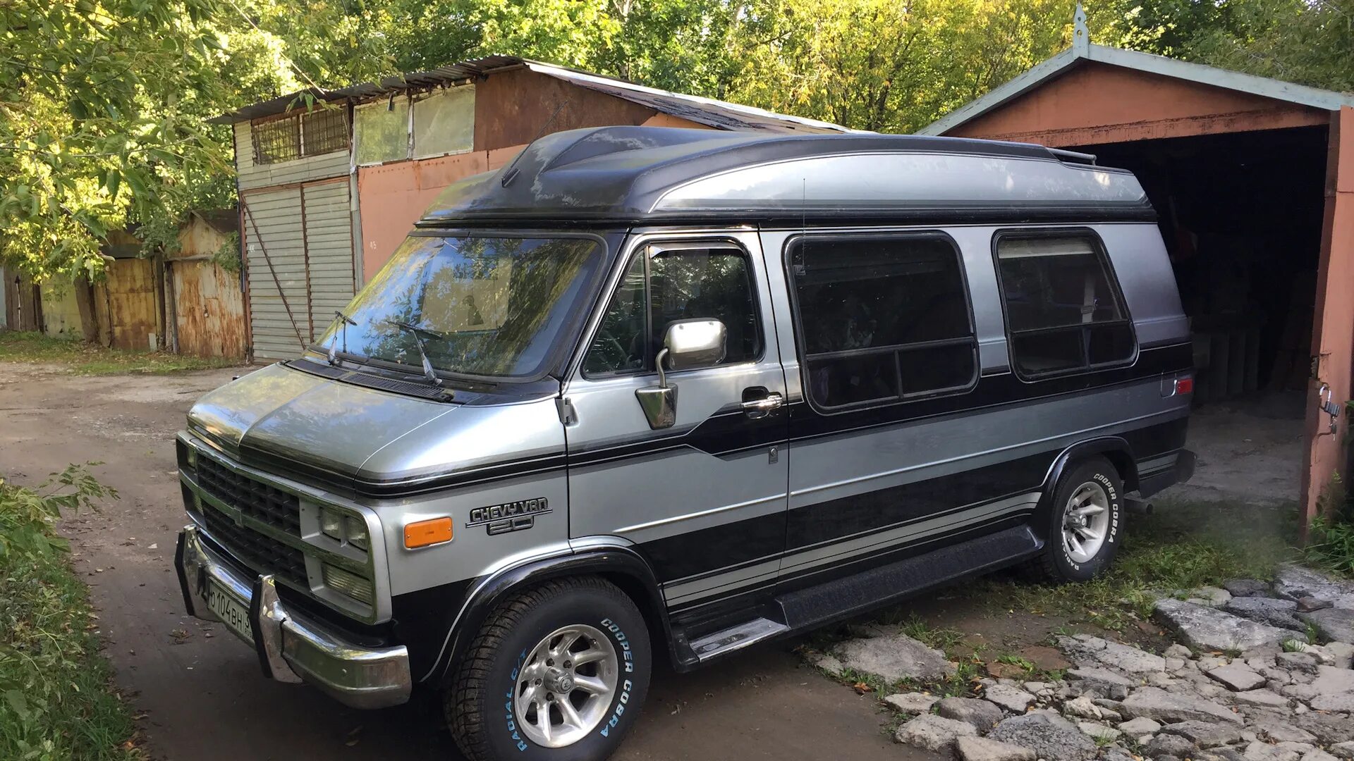 Купить шеви б у. Chevrolet van 1971. Шевроле Шеви Ван 1993. Chevrolet van 1996. Chevrolet chevy van 1996.