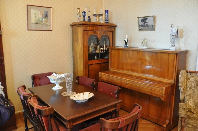 дом-музей василия львовича пушкина москва. музей квартира улановой на котельнической набережной. музей квартира галины улановой. музей на котельнической набережной. квартира улановой на котельнической набережной.