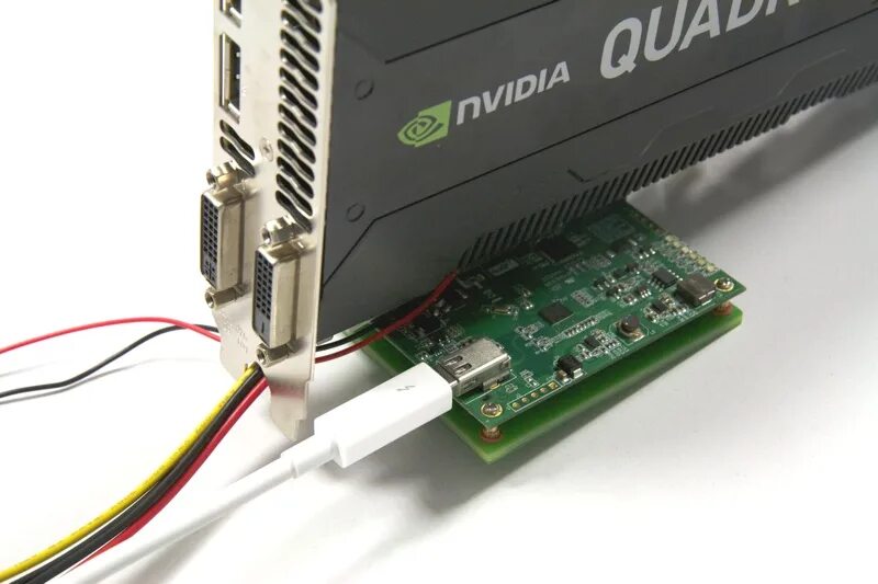 Можно видеокарту pci 4.0 поставить в 3.0. Thunderbolt 4 pci-e. pci-e to thunderbolt 2. thunderbolt 4 видеокарта. thunderbolt 4 pci-e переходник.