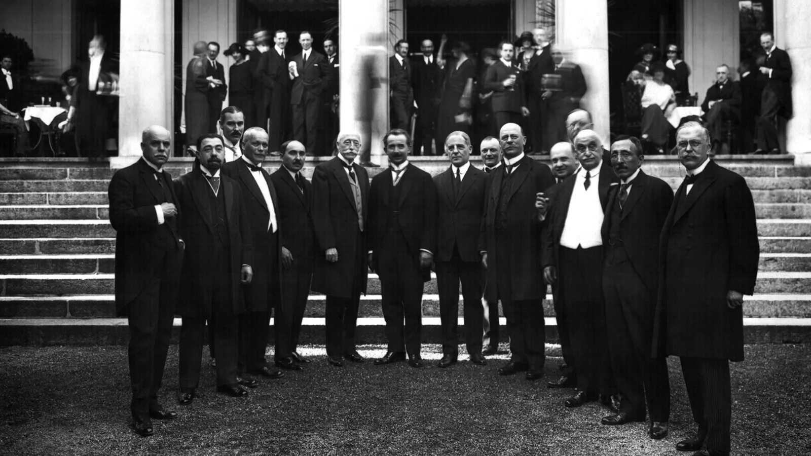 Внешняя политика 1920-х годов. Лозаннская конференция 1922 1923. Лозанская конференция. Конференция в лозанне 1923. Лозаннская конференция итоги.