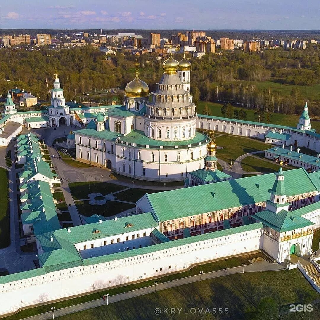 Воскресенский ново иерусалимский ставропигиальный монастырь. Новоиерусалимский храм в Истре. Воскресенский Новоиерусалимский монастырь Истра. Истра новый Иерусалим монастырь. Церковь Рождества Христова в Новоиерусалимском монастыре.