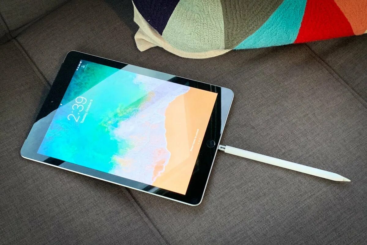 Apple Pencil 1 зарядка. IPAD Apple Pencil 1. Стилус Apple Pencil (2nd Generation). Apple Pencil 1 поколения. Как зарядить айпад