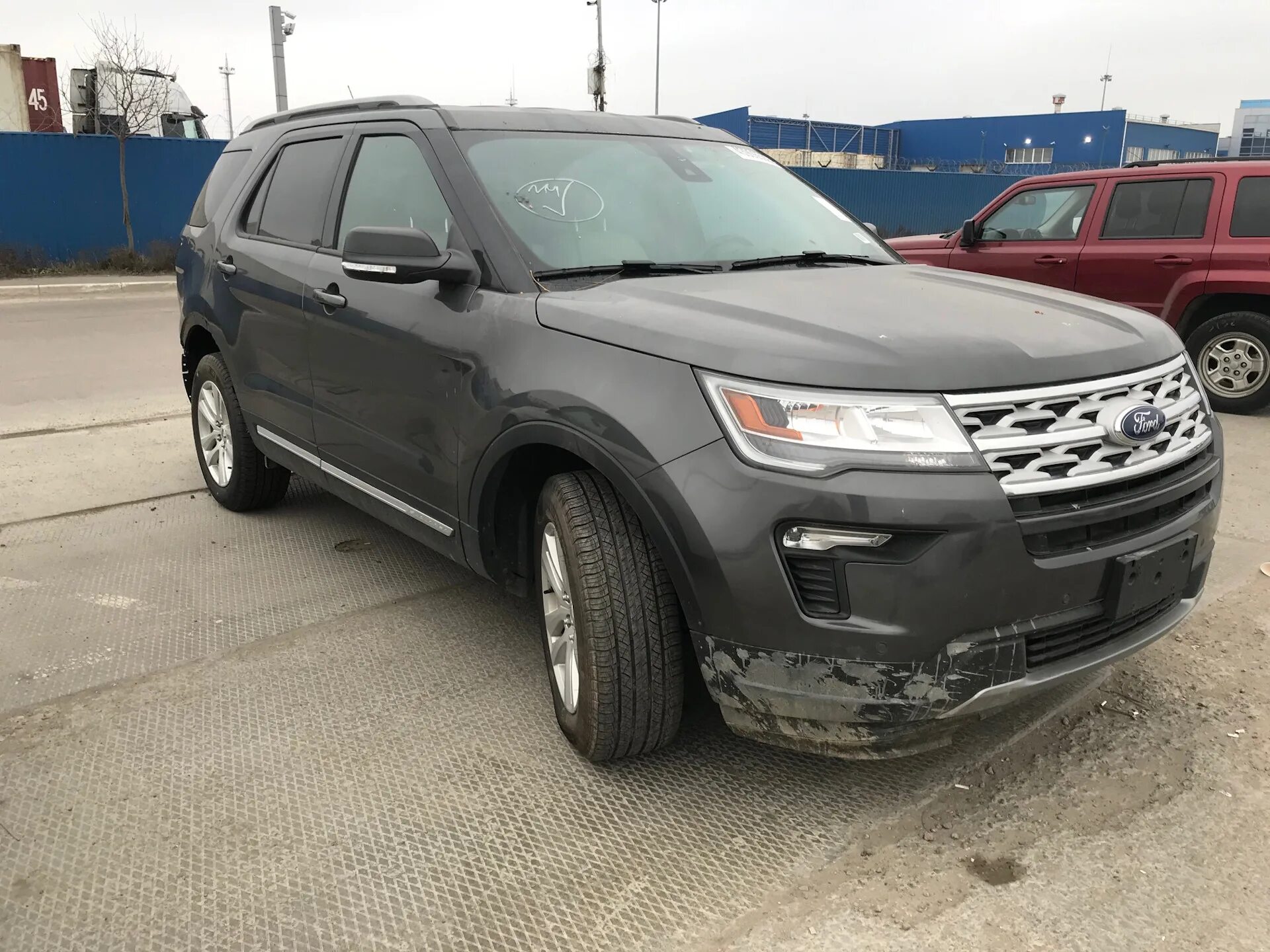 Купить форд эксплорер на авито. Ford Explorer 5. 2078521 Форд эксплорер. Ford Explorer 3.5 v6 ti-VCT XLT. Ford Explorer 17 год матовая пленка.