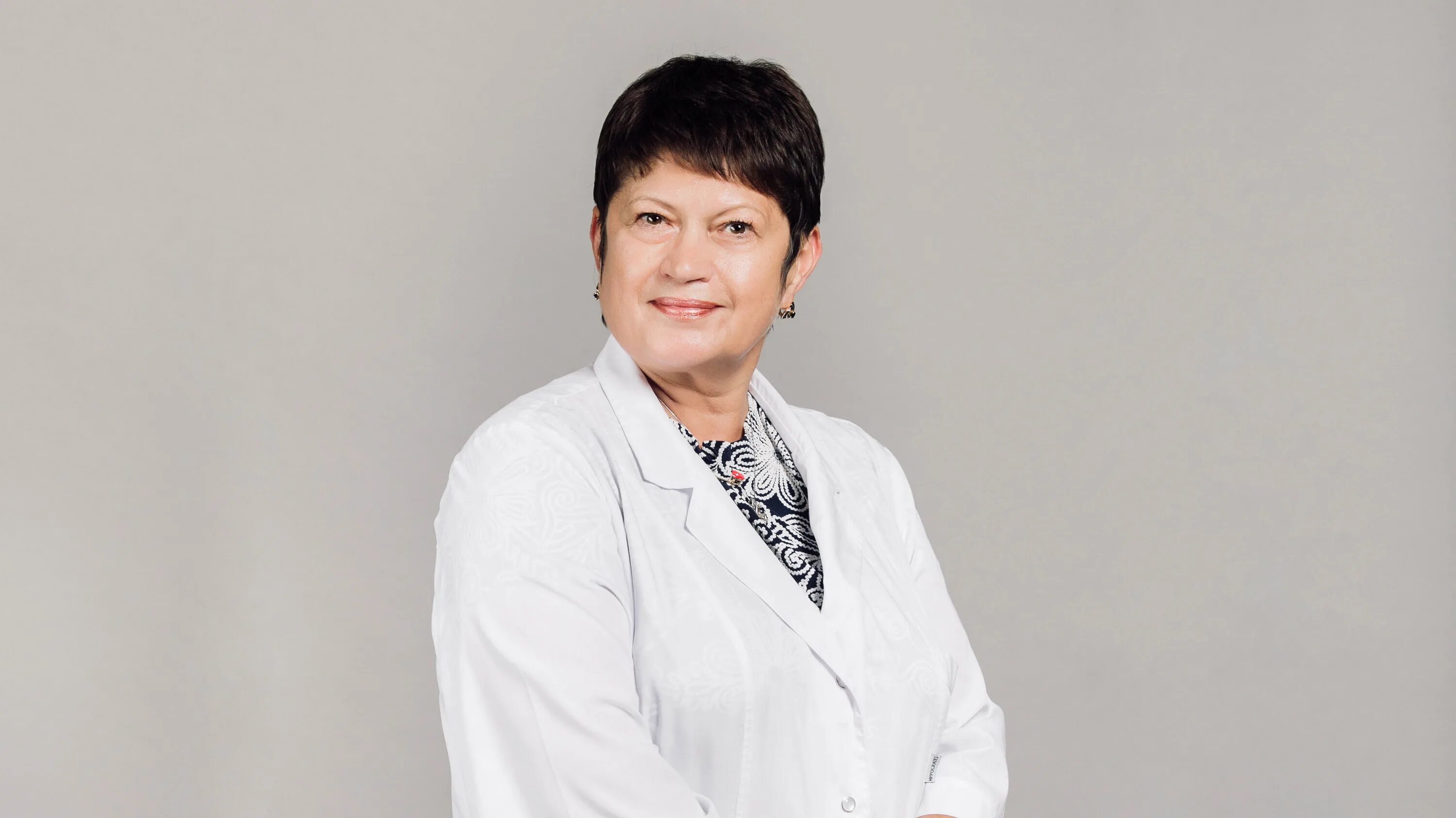 Ковидная больница астрахань. Бжецева жанна нурбиевна сэс. Мариинская больница отдел кадров. Александровская больница астрахань ковидный госпиталь. Мариинская больница санкт-петербург.