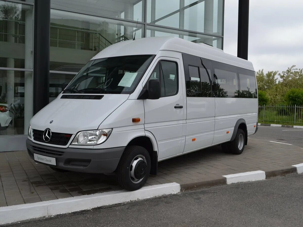 Спринтер класс. Mercedes Benz Sprinter Classic. Mercedes-Benz Sprinter Classic, 2017. Мерседес Спринтер Классик. Мерседес Спринтер пассажирский.