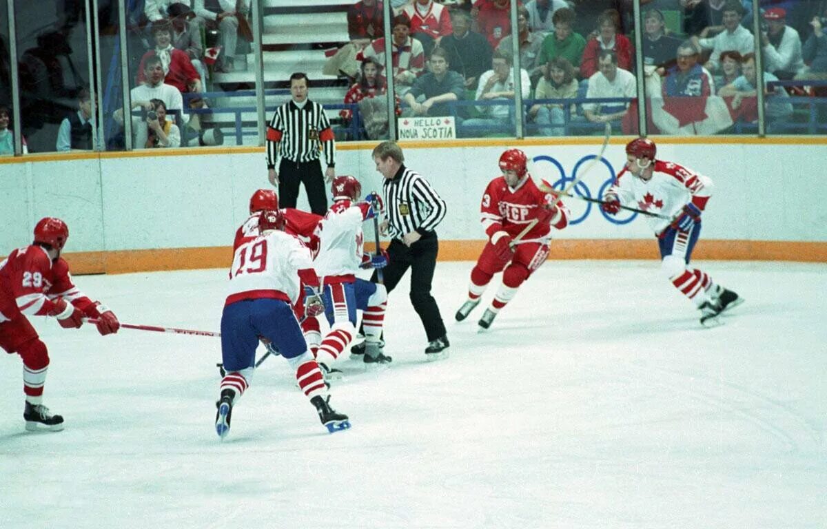 Хоккей Калгари 1988 СССР. Калгари 1988 хоккей СССР США. ОИ 1988 хоккей СССР Канада.
