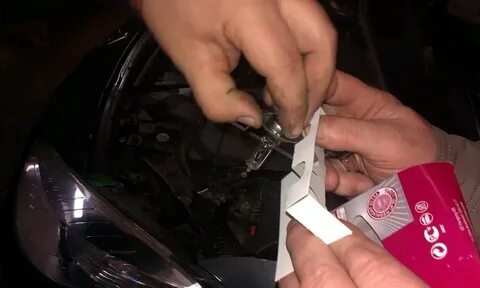 Замена лампы ближнего рено флюенс