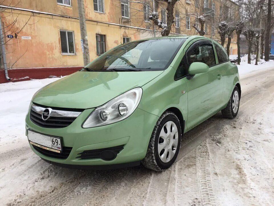 Корса автомат купить. Opel Corsa 2008 зеленая. Opel Corsa d 1.4. Opel Corsa, 2002 зеленый. Opel Corsa зеленая.