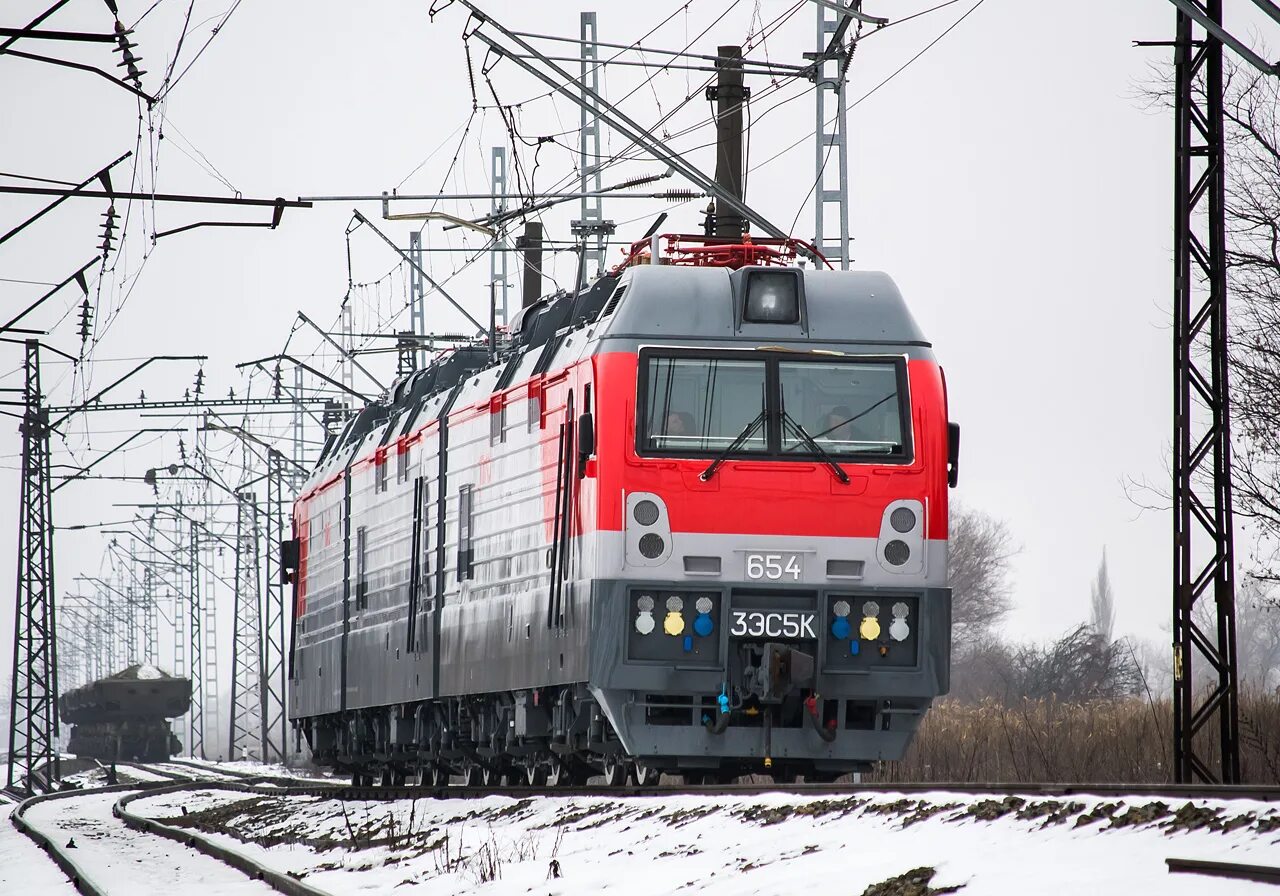 Электровоз 3 с 5 к. Электровоз «3эс5к-448».