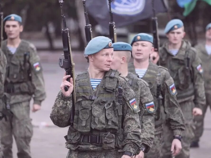 Russian airborne troops figure 1:6. Десантник 1 6. Фигурки russian vdv airborne troops. Фигурка 1/6 kgb hobby mc toys. Экипировка десантника.