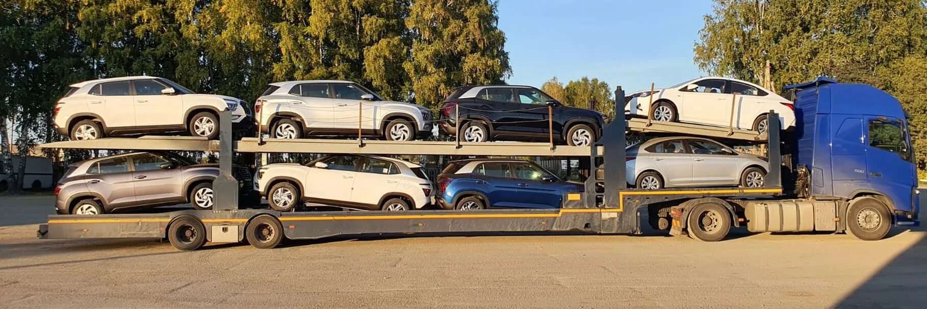 Транспортная компания автовозы. Перегон авто из благовещенска вакансии. Автовоз тк эксис камаз. Услуги автовоза санкт петербург. Рено премиум автовоз.