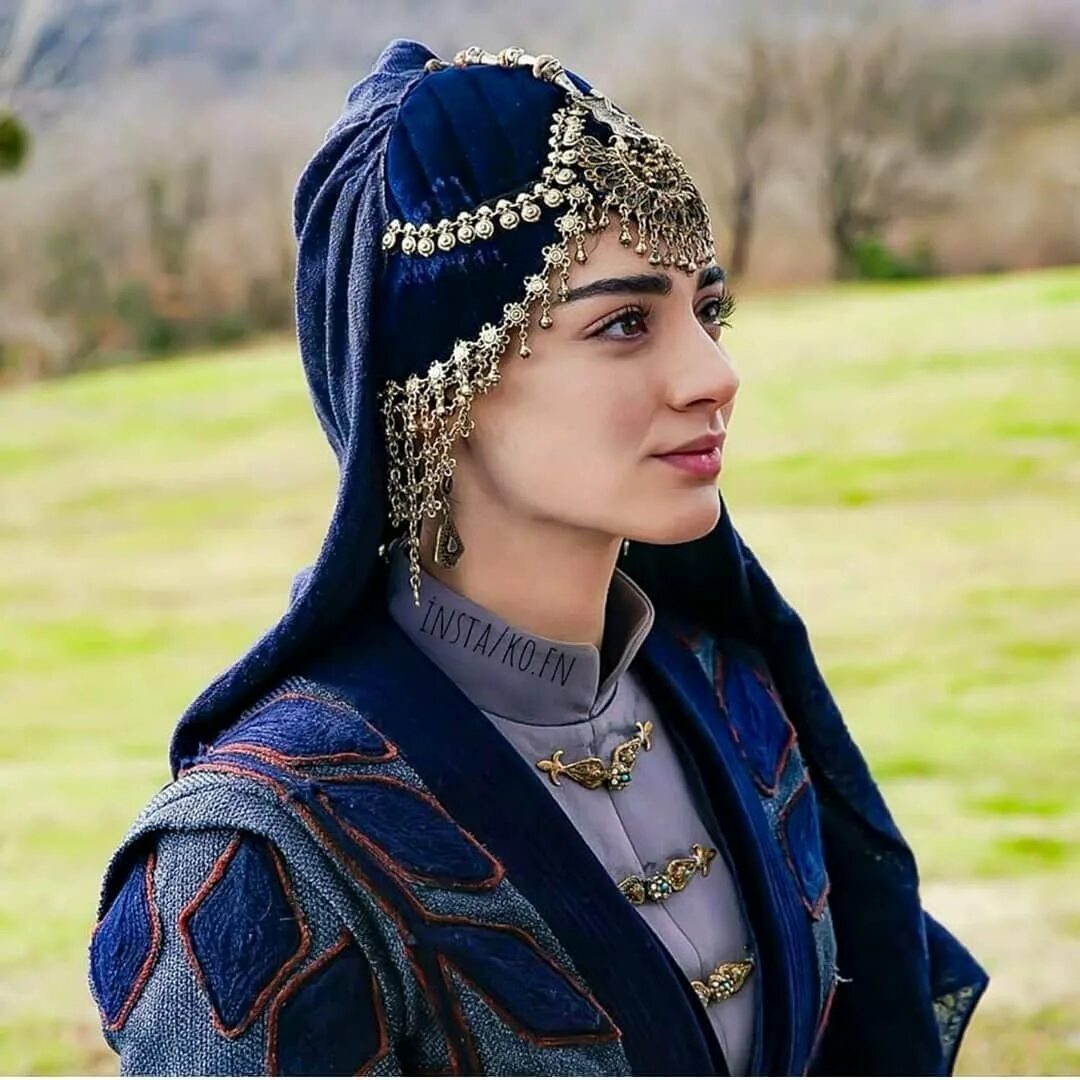 Империя осман бала хатун. Малхун хатун. Осман хатун. Бала хатун. Малхун хатун актриса.
