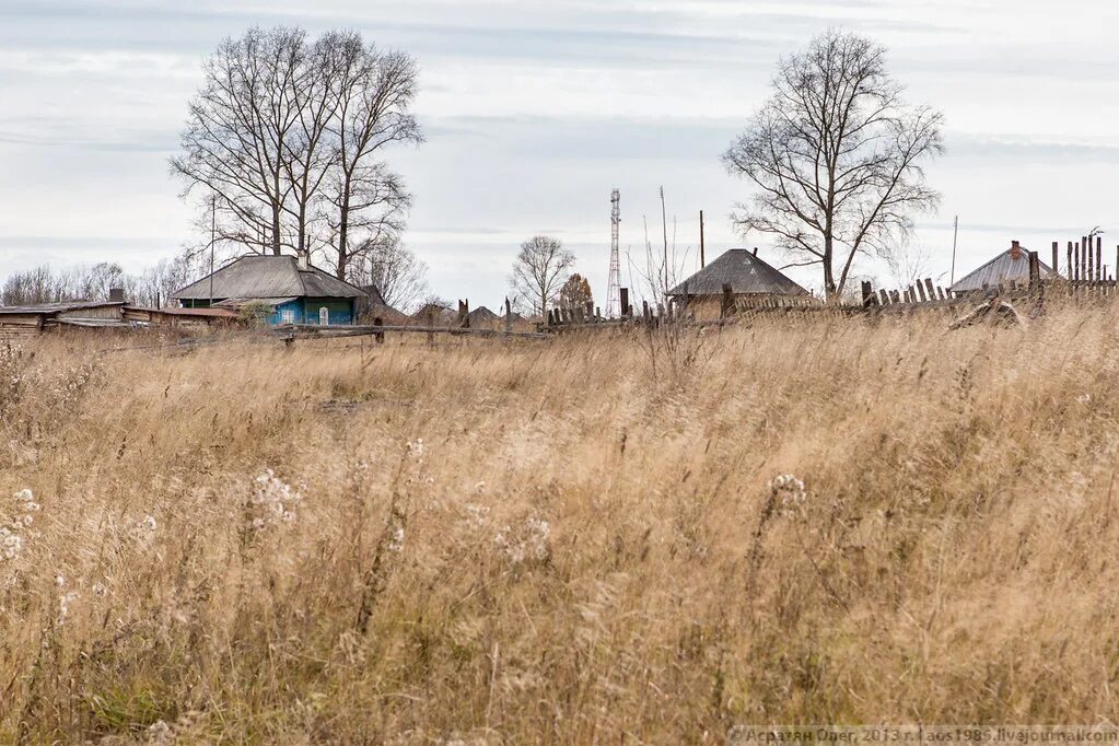 Село зашло. Туганский район Томской области. Село Итатка. Река Итатка Томская область. Томская область Итатка школа.