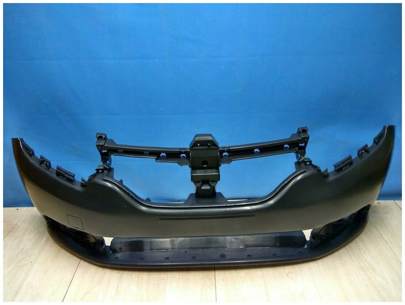 Бампер рено логан 2 рест. 620220063r бампер передний. Передний бампер рено логан степвей. Renault 620220063r бампер передний. Передний бампер рено логан 2 рестайлинг.