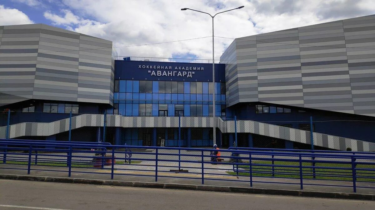 Школа авангард омск. Хоккейная школа авангард. Омская академия хоккея авангард. Школа авангард омск. Школа авангард омск.