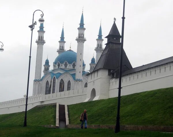 Татария казань. Татария казань. Столица республики татарстан – город казань. Николая ершова 29 казань. Кремль кул шариф.