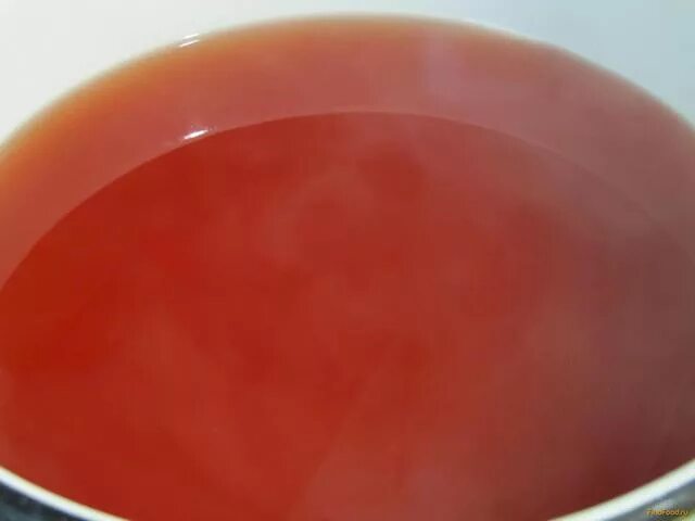 Льняной кисель. Кисель из варенья и крахмала. Кисель из картофельного крахмала. Кисель из смородинового варенья. Кисель густой в тарелках.