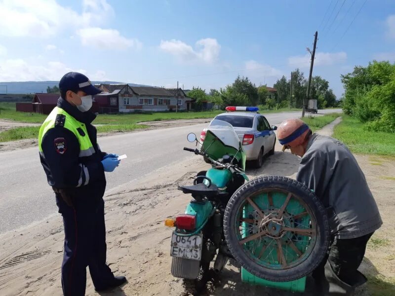 Мотоцикл догнал автомобиль. Операция Мототранспорт. Операция мотоцикл ГИБДД. Скутер ДПС. Мероприятие мотоцикл ГАИ.