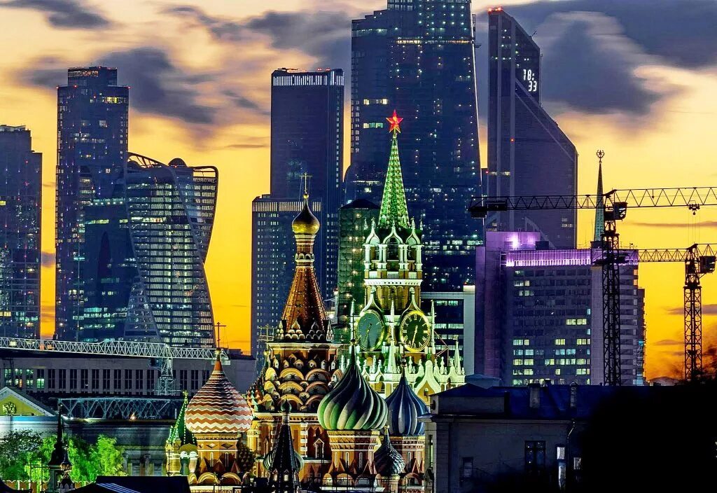 Это будет самый лучший город. Москва Сити и Кремль. Москва Сити вид с Кремля. Современный город.