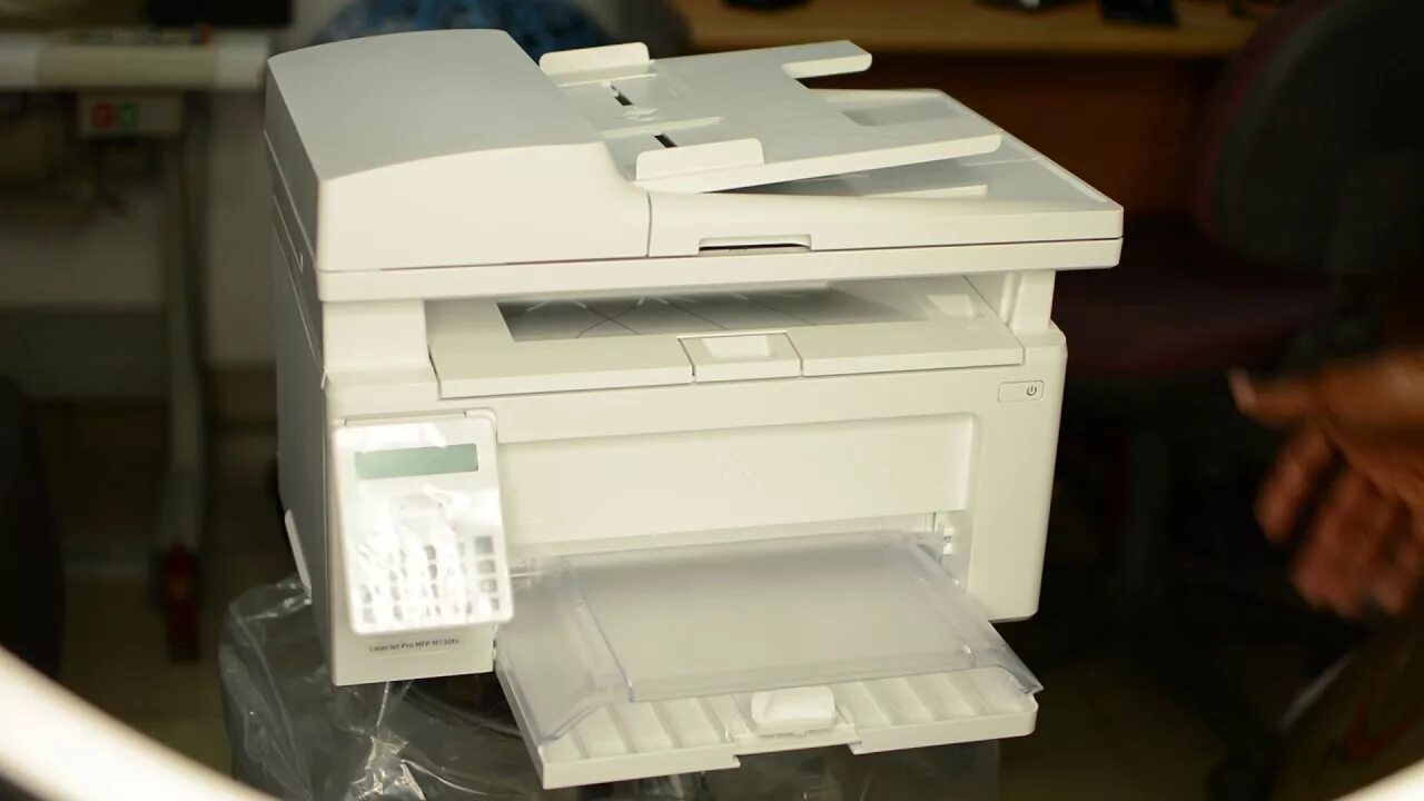 Принтер 130. Laserjet pro mfp m130a. laserjet pro m132nw.