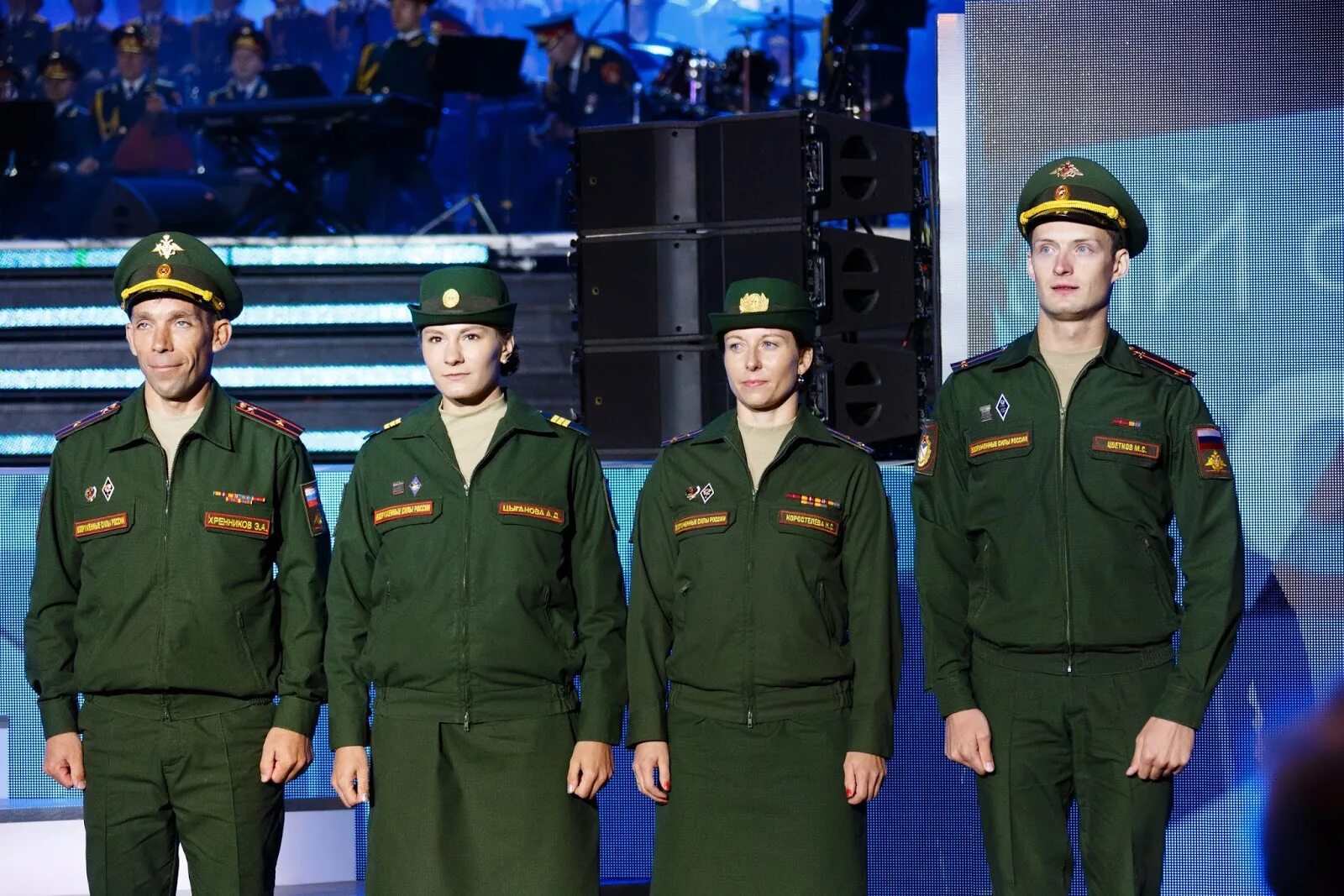 Фото нового образца. Военная офисная форма России ВКС. Форма Министерства обороны. Форма военнослужащих ВВС РФ. Форма офицера сухопутных войск РФ.