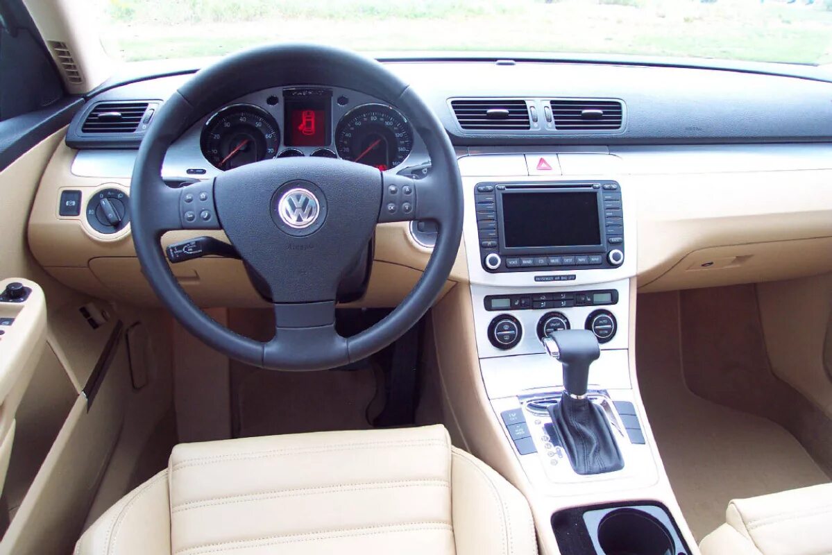 VW Passat 2006. VW Passat b6 Interior. Volkswagen Passat 2006 салон. Volkswagen Passat 2006 Interior.