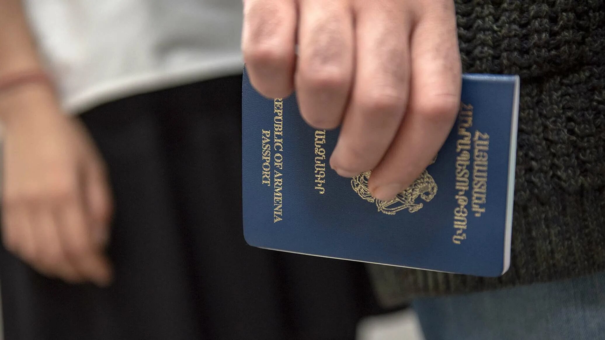 Гражданство армении за инвестиции. Biometricheskiy Passport Armenia. Гражданство Армении. Получить армянское гражданство.