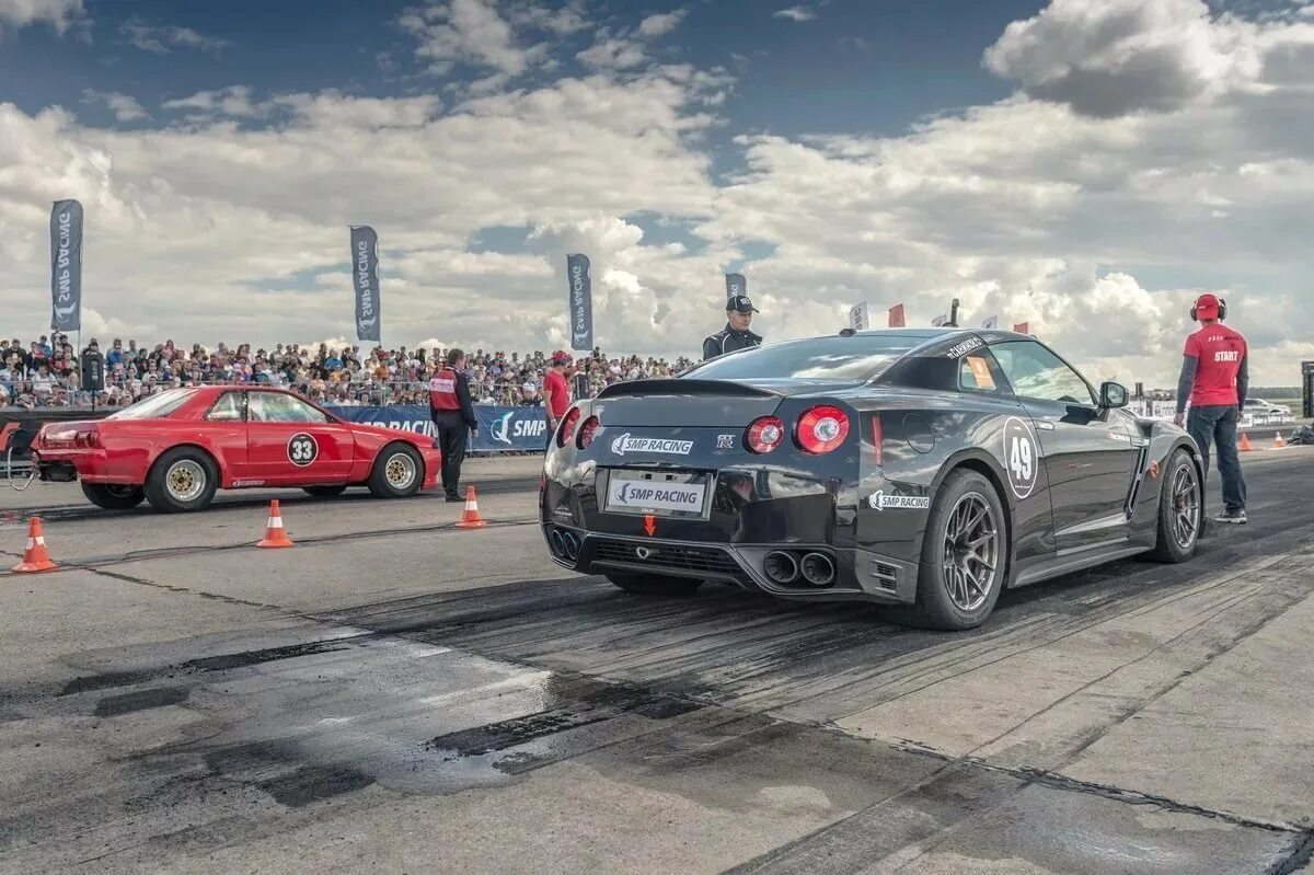 Рейсинг года. Nissan GTR Unlim 500. Nissan r35 Drag Racing. Drag Racing машины ГТР. Анлим ГТР 35.