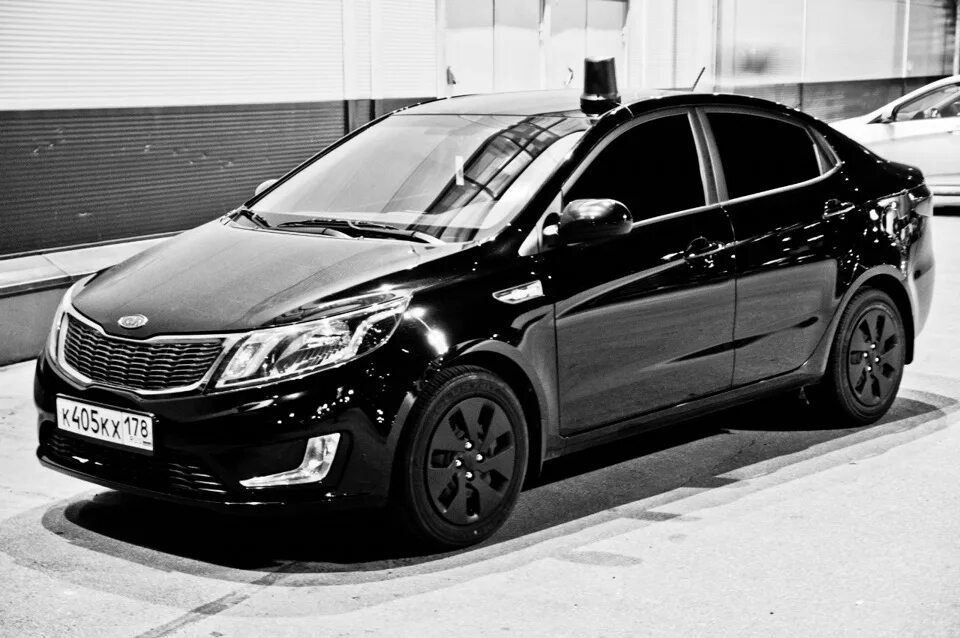 KIA Rio (3G) 1.4 бензиновый 2012 черная пантера на DRIVE2