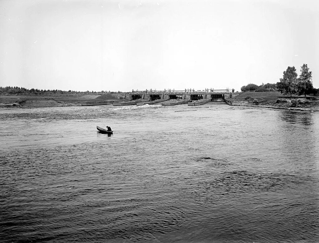 Бейшлот на озере Волго. Волга от истока до Каспия 1903 Дмитриев. Река Волга в 1943.