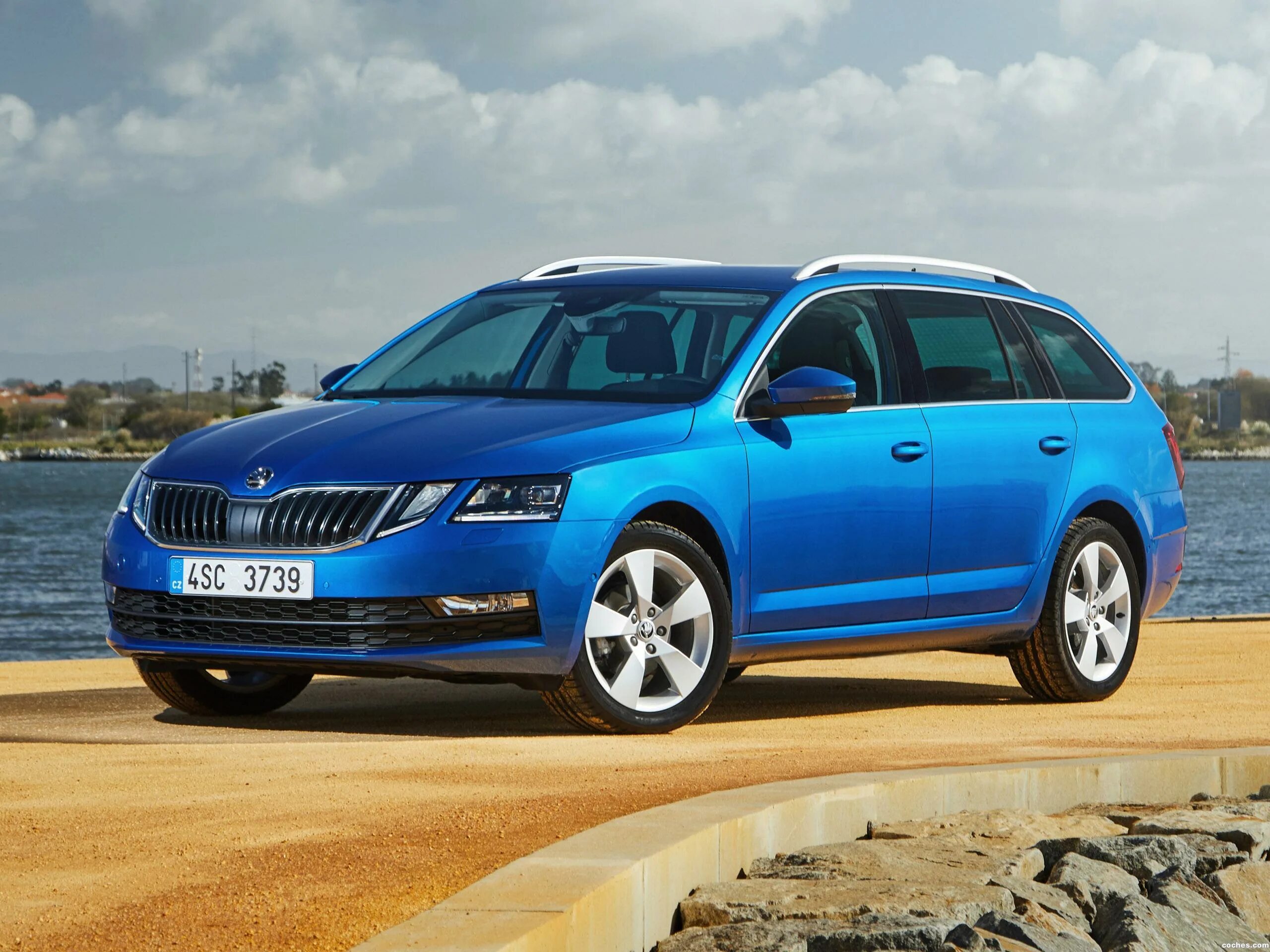 Skoda Octavia a7 Combi. Skoda Octavia a7 универсал. Шкода универсал отзывы