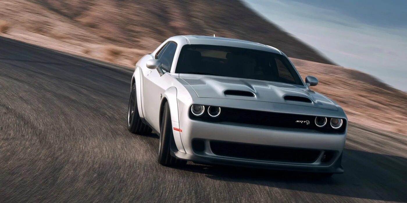 Challenger demon 170. Dodge challenger 170. Dodge выпустил. Dodge challenger hellcat 2022. Dodge challenger srt 2023.