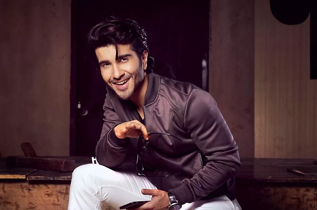 Feroz khan pakistani actor. Фероз хан пакистан. Актер шахрукх кхан. Khan actor. Feroz khan пакистанский актер.