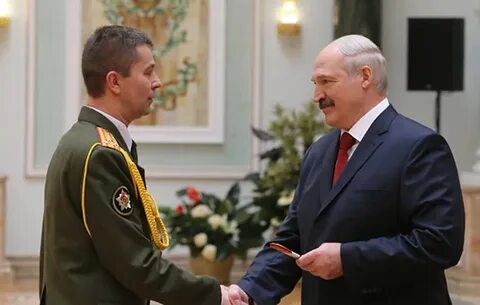 Лукашенко уволил