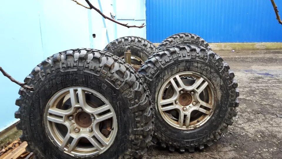 Колеса на уаз 16 радиус. Литые диски на уаз буханка r16. литые диски на уаз 469 r16. колеса на уаз 469 р16. диски на уаз хантер r16.
