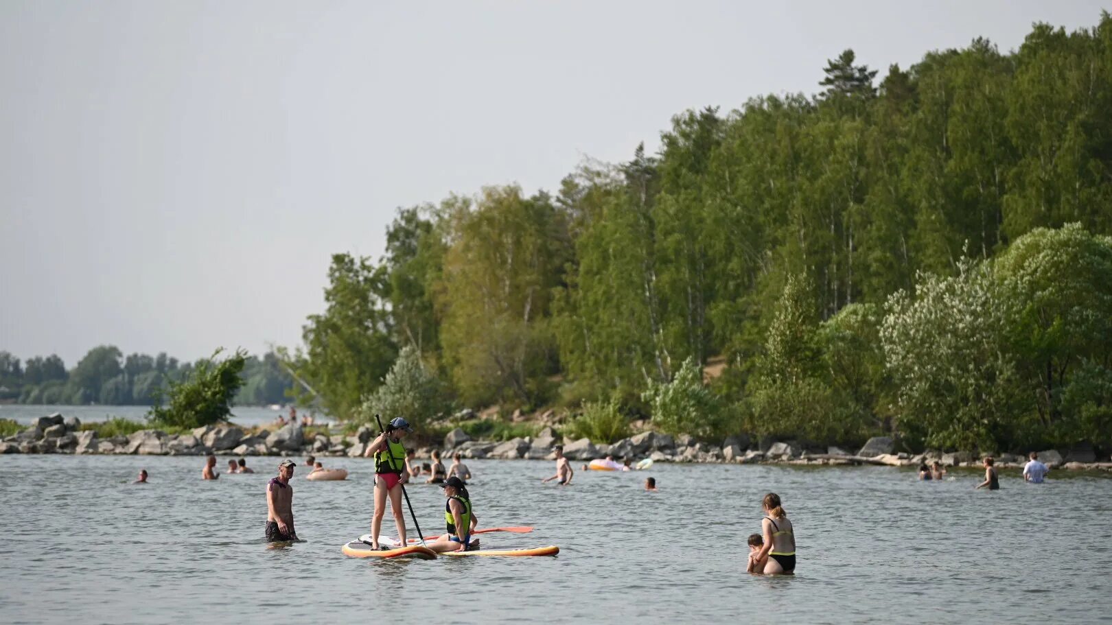 шарташ пляж 2024. шарташ екатеринбург. шарташ пляж 2024. озеро шарташ грязное. озеро шарташ пляж.