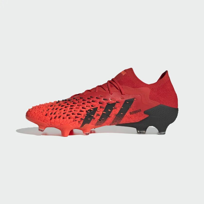 Бутсы адидас предатор фрик. Бутсы adidas Predator Freak 1 FG. Бутсы Predator Freak 1 FG. Футбольные бутсы адидас предатор фреак.