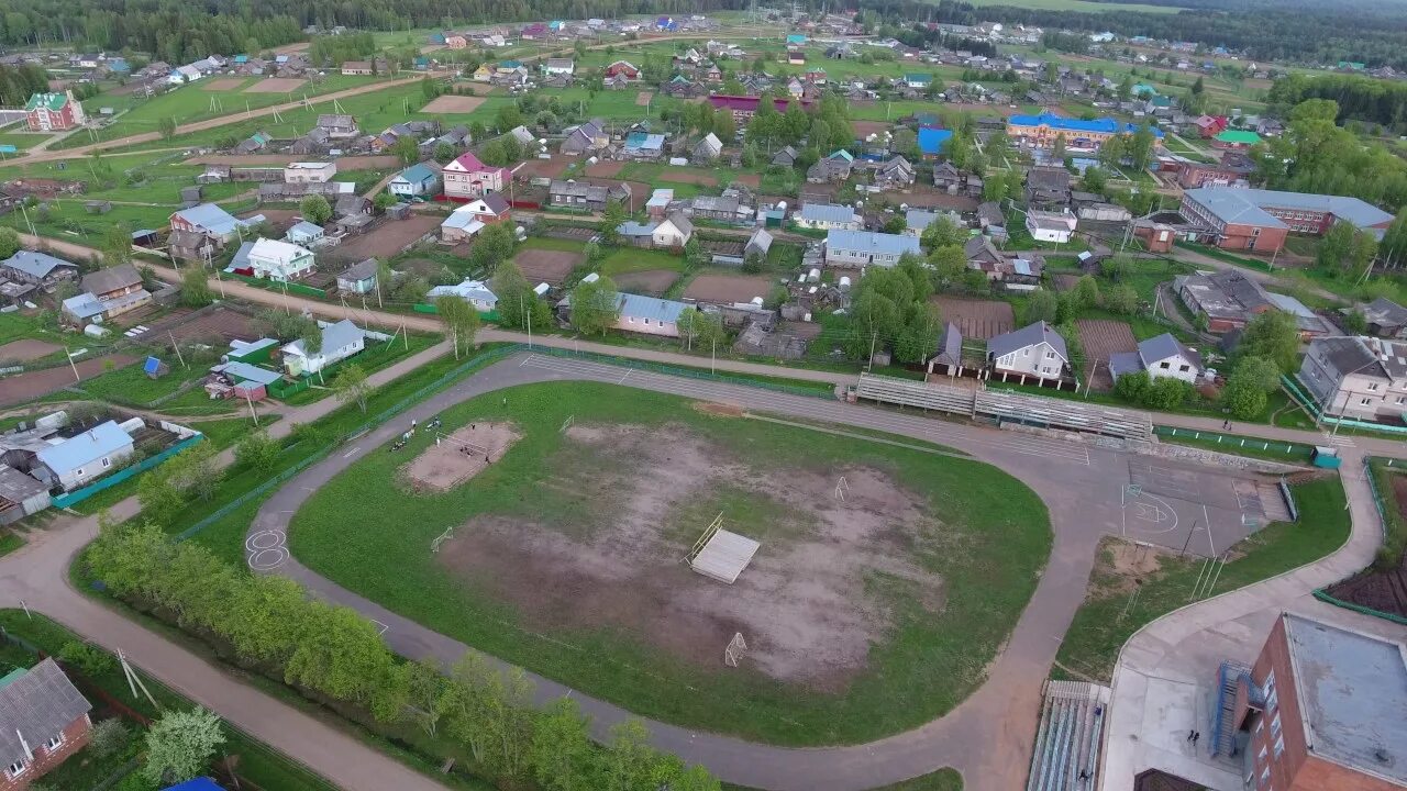 На неделю поселок игра. Село Красногорское Удмуртия. Красногорский район Удмуртской Республики. Село Красногорское Алтайский край. Деревня Красногорье Удмуртия.