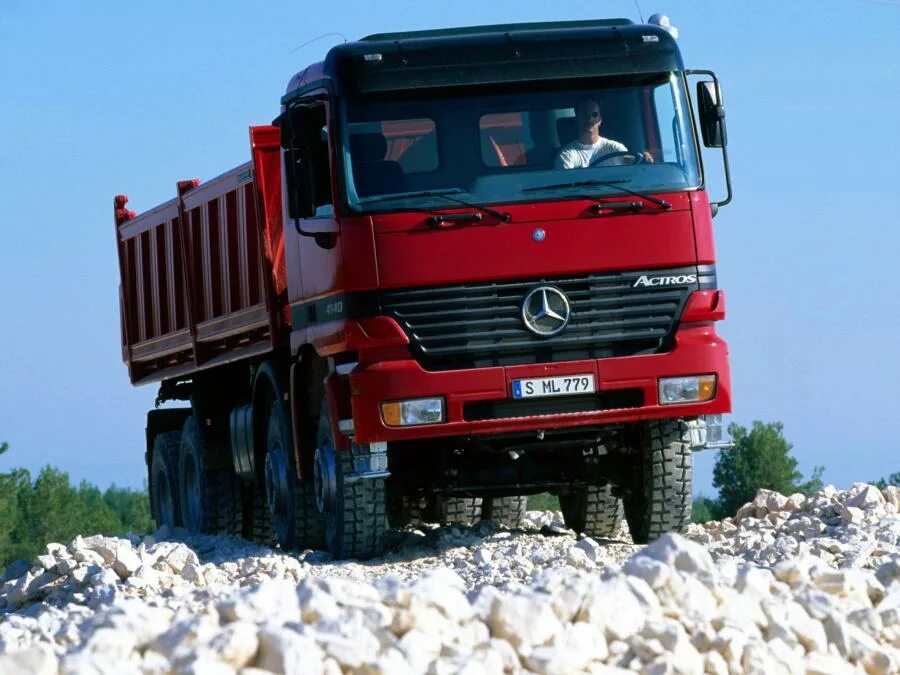 Actros mp1. Mercedes-benz actros 1. мерседес бенц актрос 1996. мерседес-бенц actros 4140. мерседес бенц актрос самосвал.