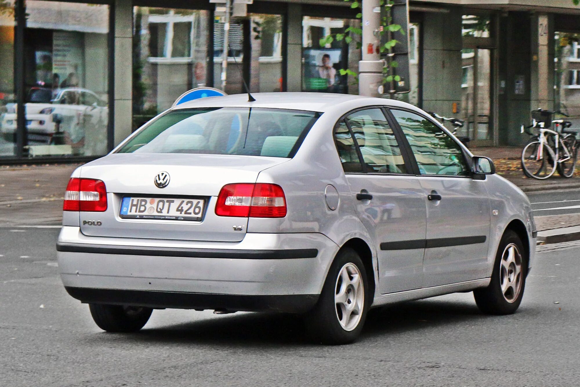 Volkswagen немецкий. Фольксваген поло в Германии. Фольксваген поло немец. Немецкий Фольксваген поло седан. Фольксваген поло qt.