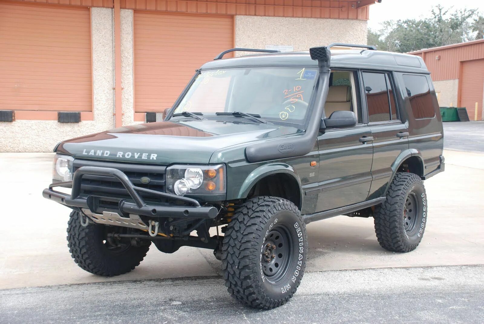 Дискавери 2 2.5. Land Rover Discovery 1 Offroad. Land Rover Discovery 2 off Road. Дискавери 1 оффроад. Land Rover Discovery 2 off Road Tuning.