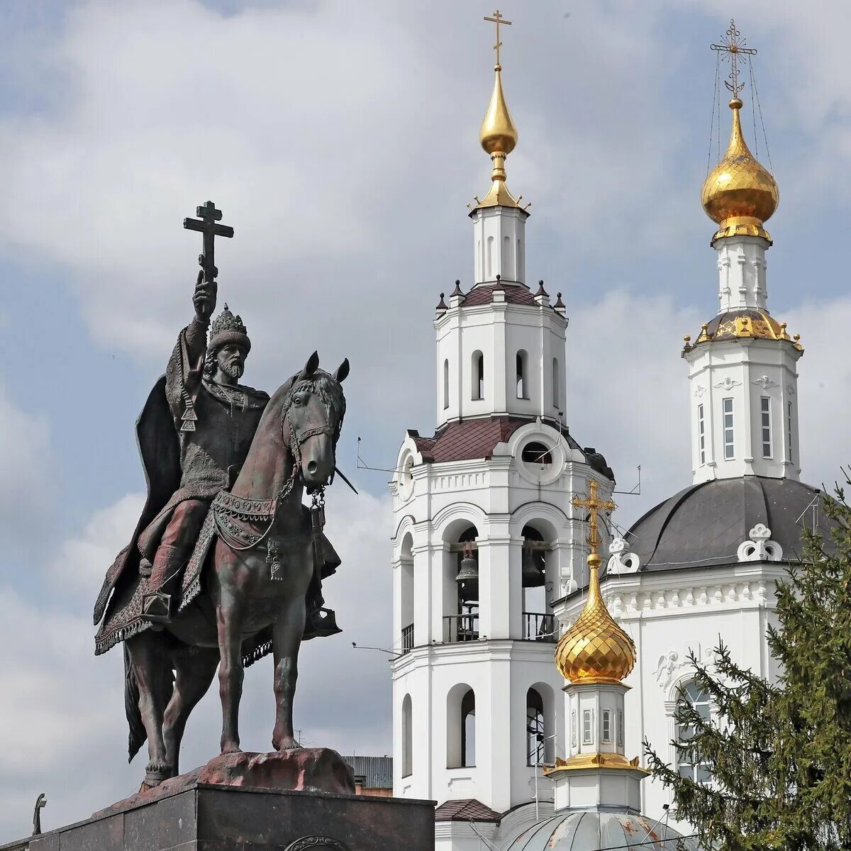 Памятник Ивану Грозному. Город Орел памятник Грозному. Город Орел памятник Ивану Грозному. Памятник Ивану 4 в Орле. Создателем какого памятника был иванов