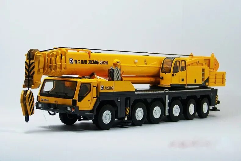 Автокран xcmg qay200. XCMG qay200 1/50. 1:50 XCMG qay200t. XCMG Truck Crane. XCMG qay180.