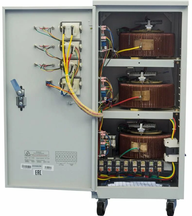 Стабилизатор напряжения ресанта 3000вт. Стабилизатор напряжения 220в схема подключения. Однофазный стабилизатор напряжения схема подключения 3 квт. 5. Стабилизатор напряжения apc avr line-r le1200.