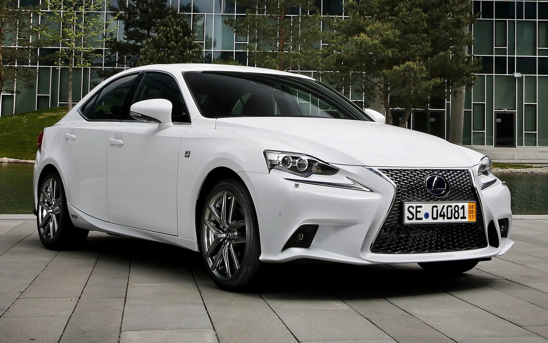 Лексус is 300h. Лексус is250 300h. Лексус седан 2013. Lexus is 300h 2013.